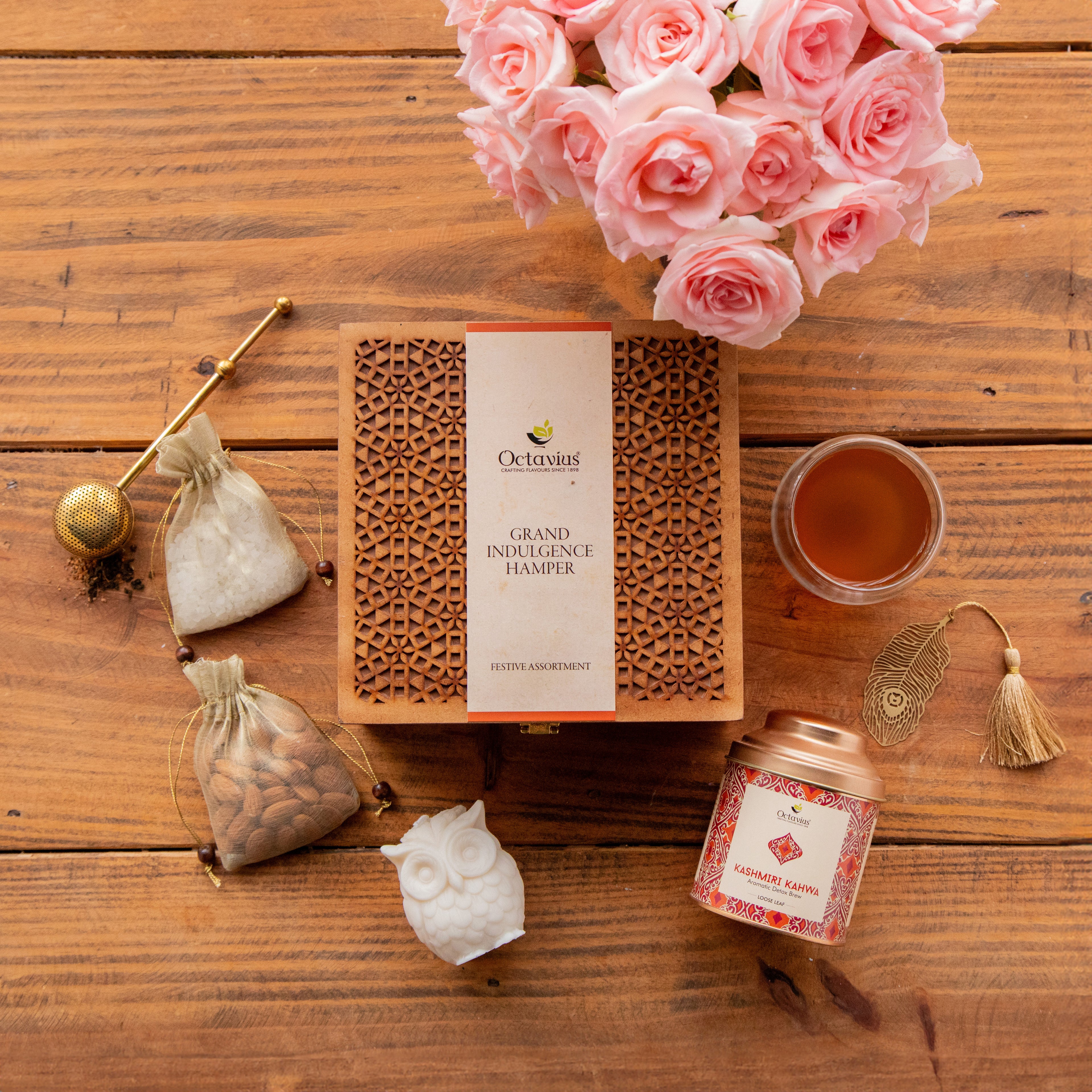 Grand Indulgence Tea Hamper - Festive Assortment